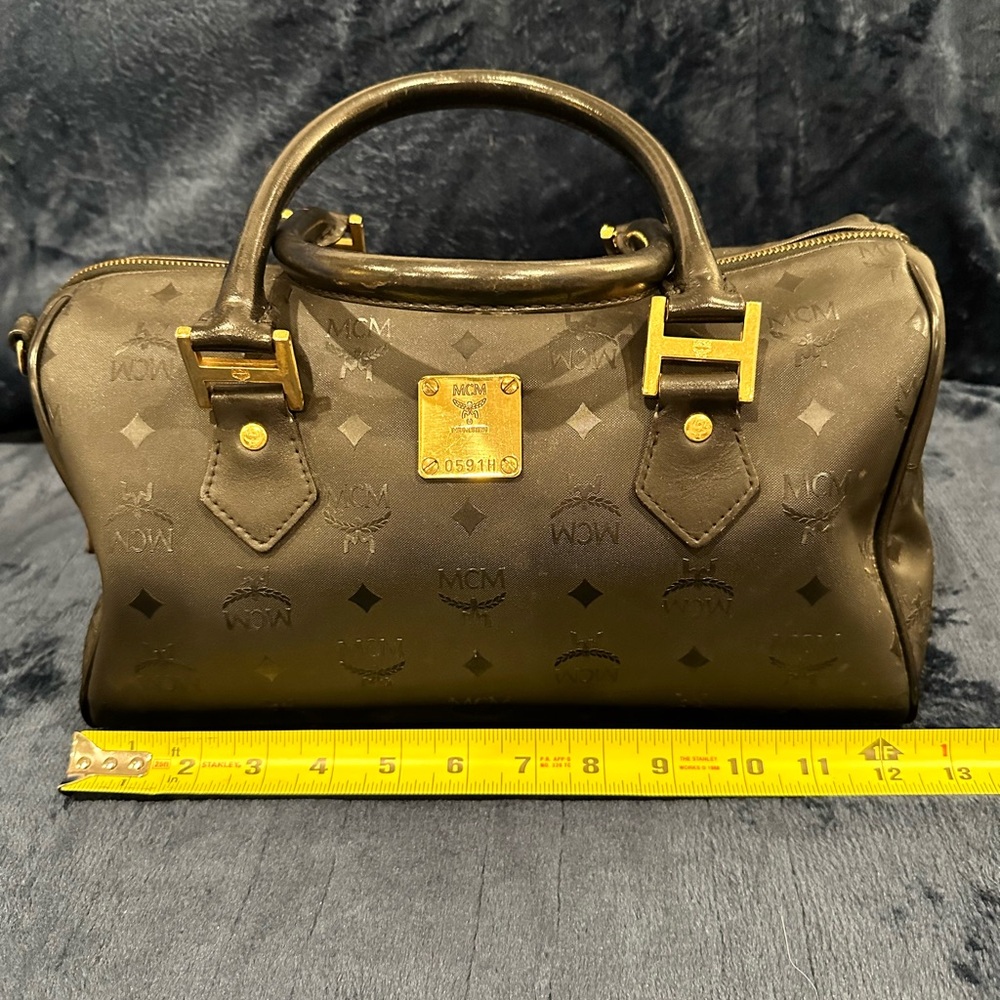 🖤🖤 MCM Boston Bag EUC 🖤🖤 - Picture 8 of 15